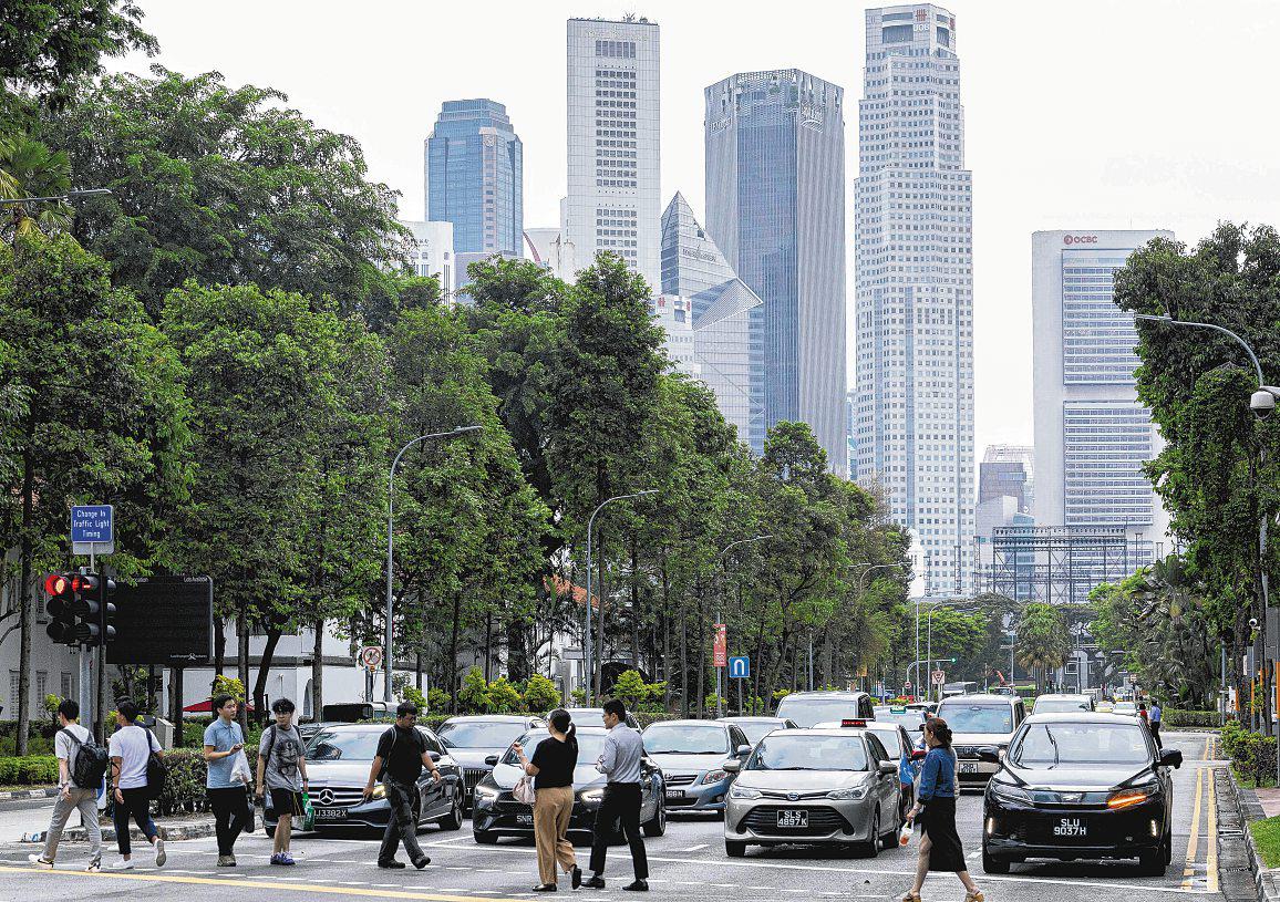 Singapore's Economy Is Holding Up, But the Outlook Could Sour Quickly