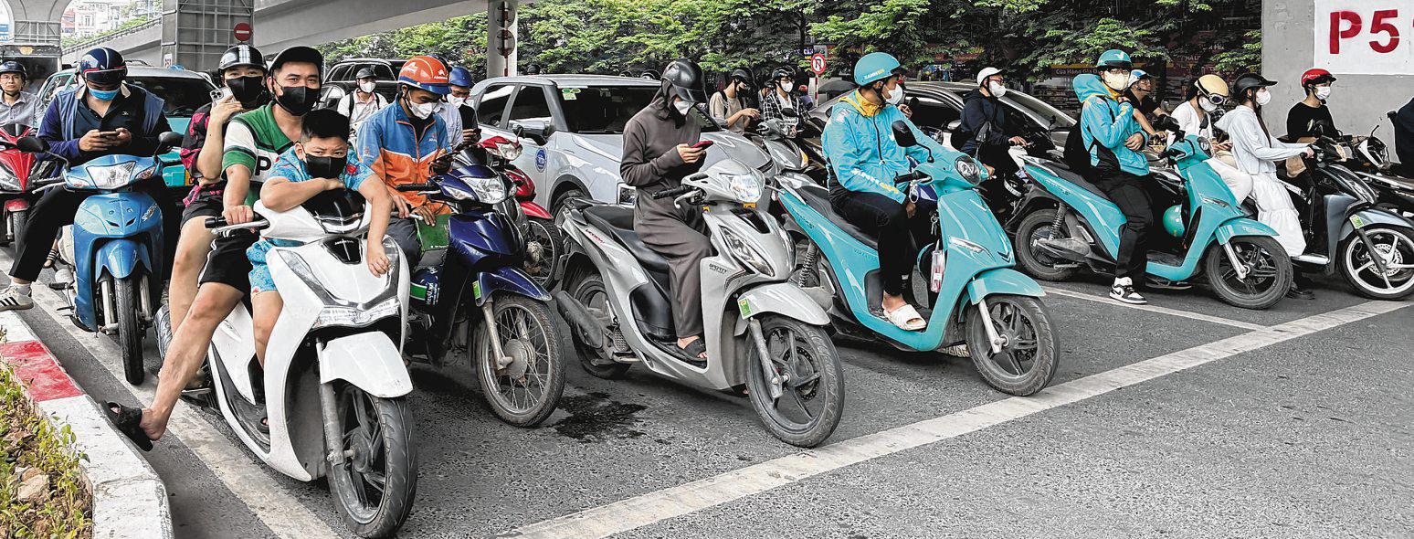 Hanoi's Plan to Ban Petrol Bikes From Inner City Sparks Concerns