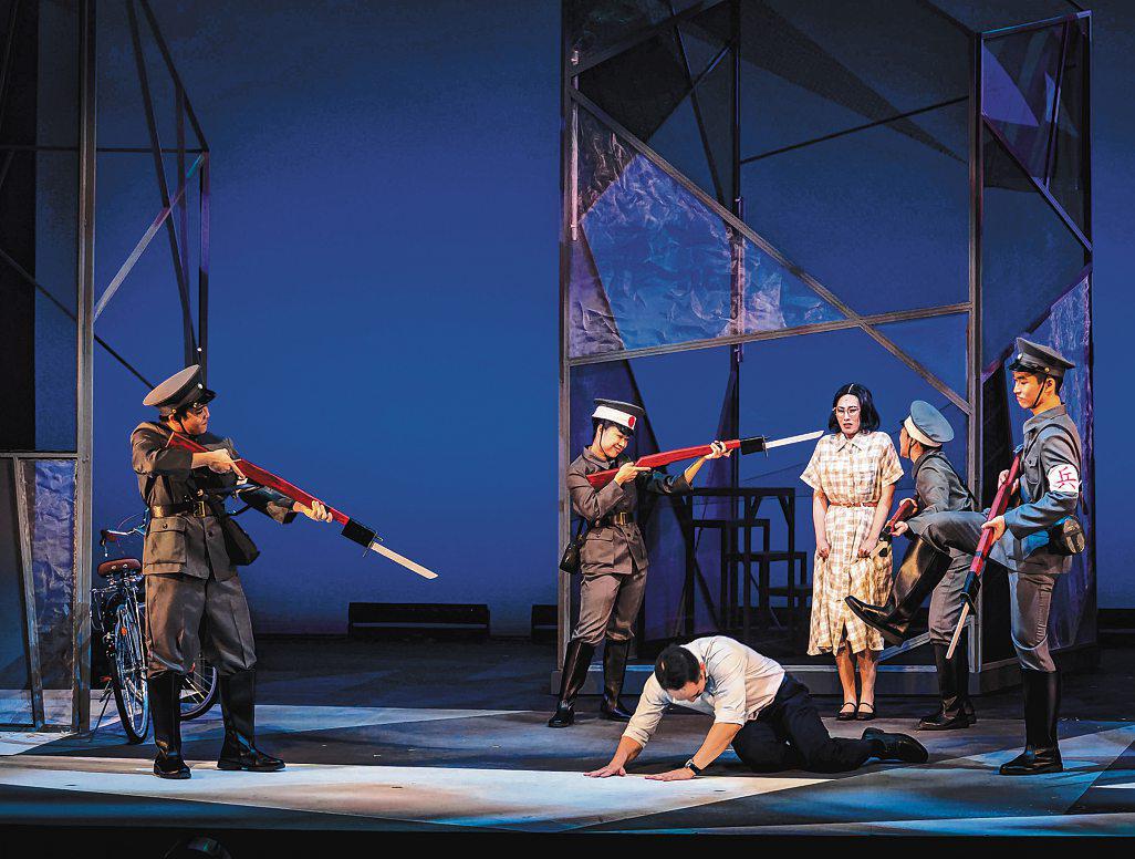 Moonlit City too generic a retelling of Lee couple's romance