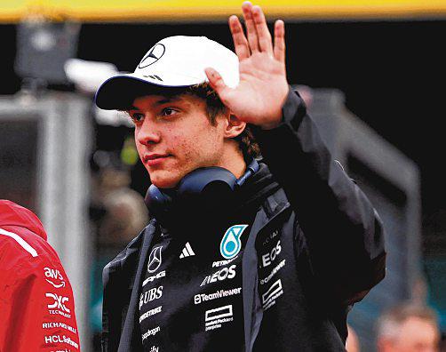 Mercedes' Missteps Costing Antonelli