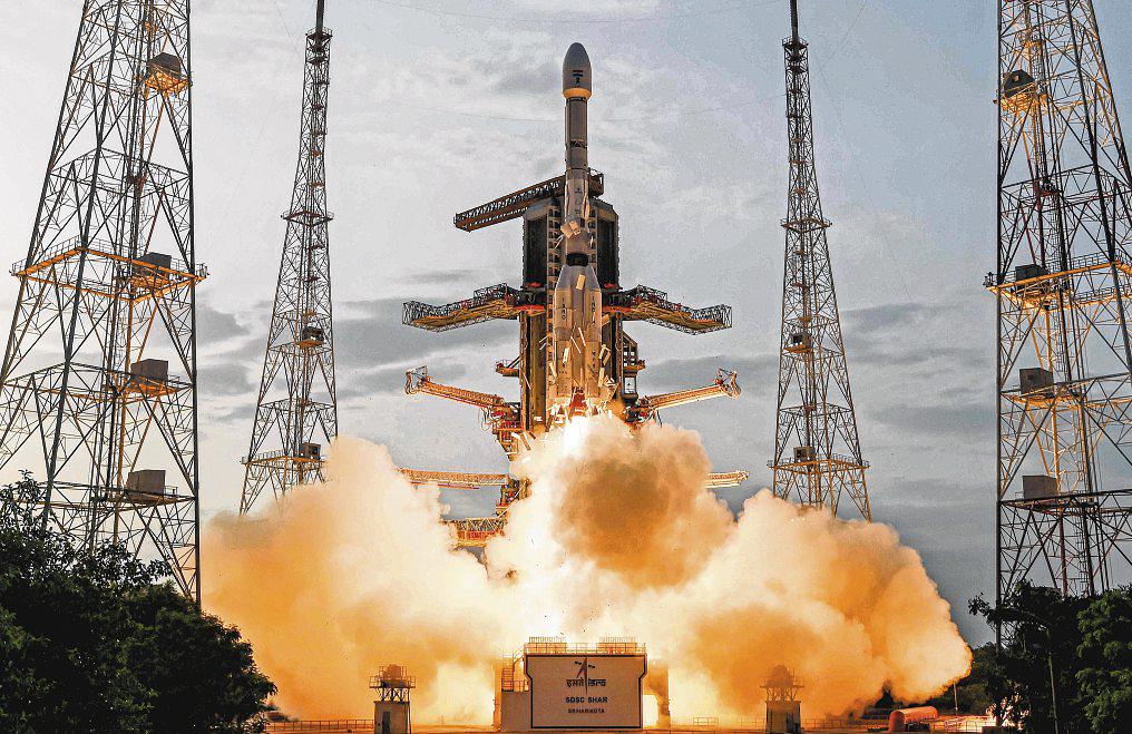 US, India Launch Powerful Earth-Monitoring Satellite
