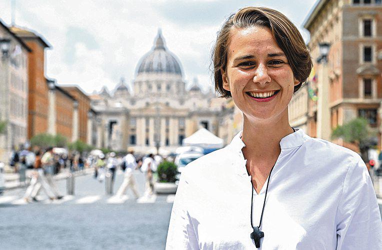 Vatican Embracing Online Influencers as 'Digital Missionaries'