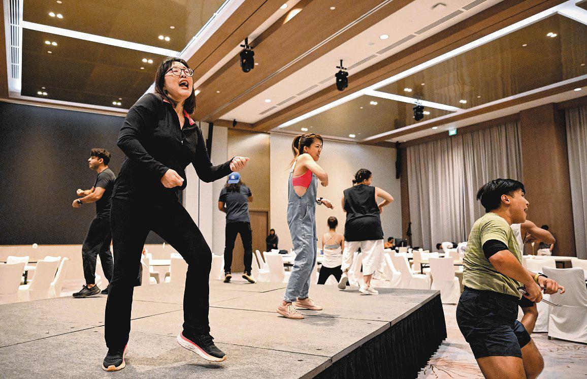 Dig into real food in Fried Rice Paradise reboot