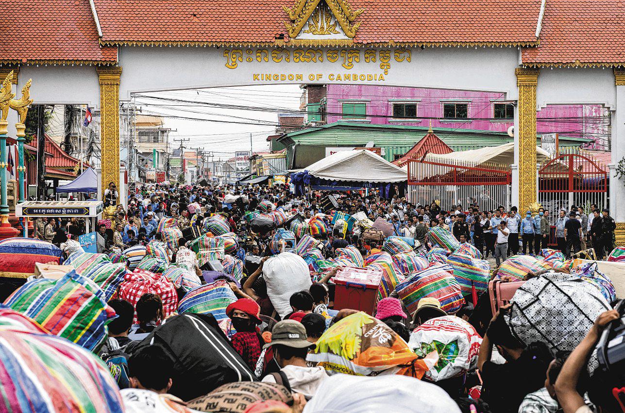 Cambodia, Thailand Begin Talks in KL Aimed at Easing Border Tensions