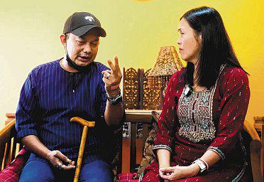 Malaysian singer Dino says he had stroke after eating 7 durians