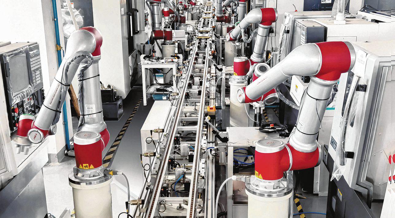 Spike in China's exports of factory robots as global supply chains shift
