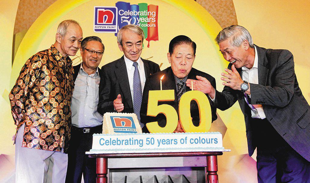 Goh Cheng Liang, Nippon Paint Billionaire and Richest S'porean, Dies at 98