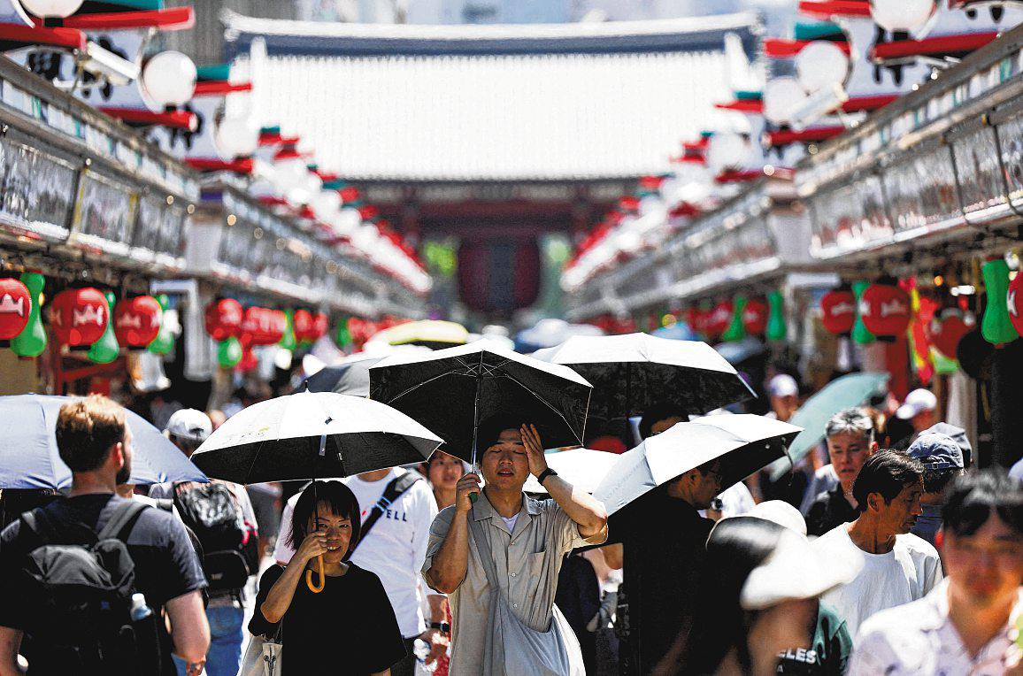 Japan Wants to Attract More Foreign Visitors to Regional Areas