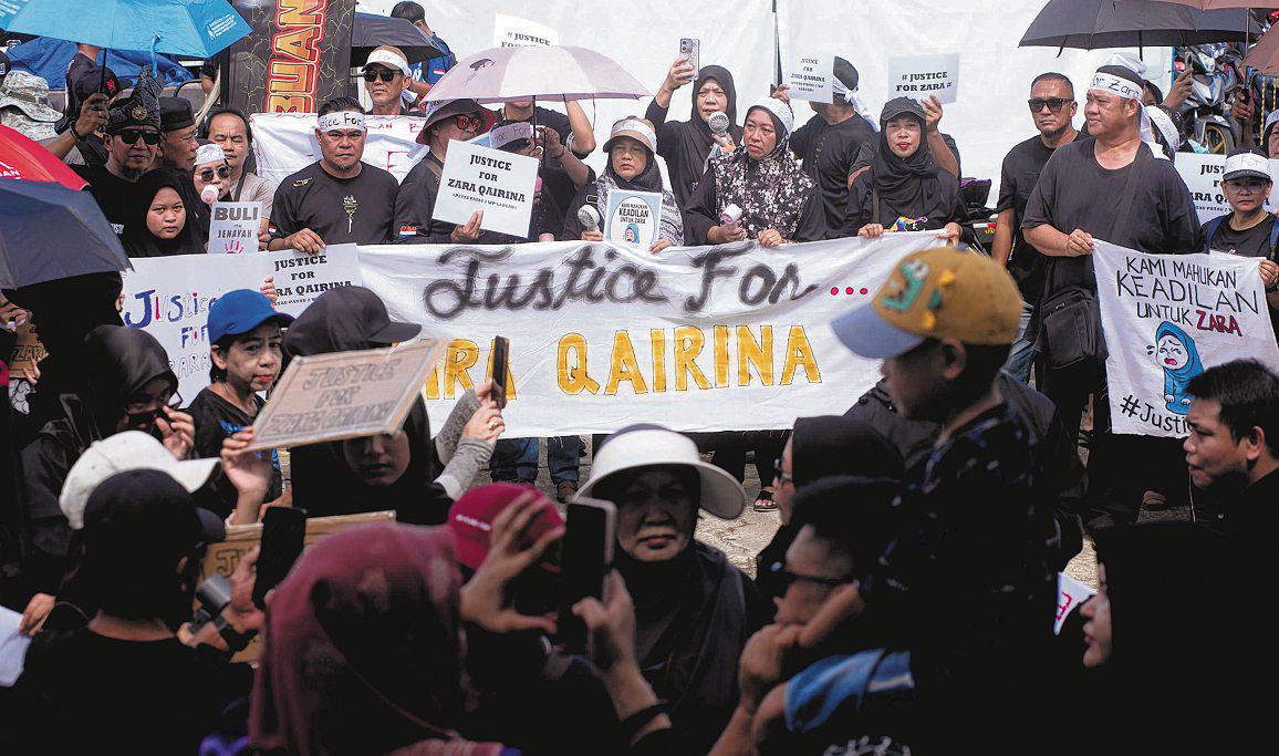 Student's Death a Challenge for Anwar Ahead of Sabah State Polls