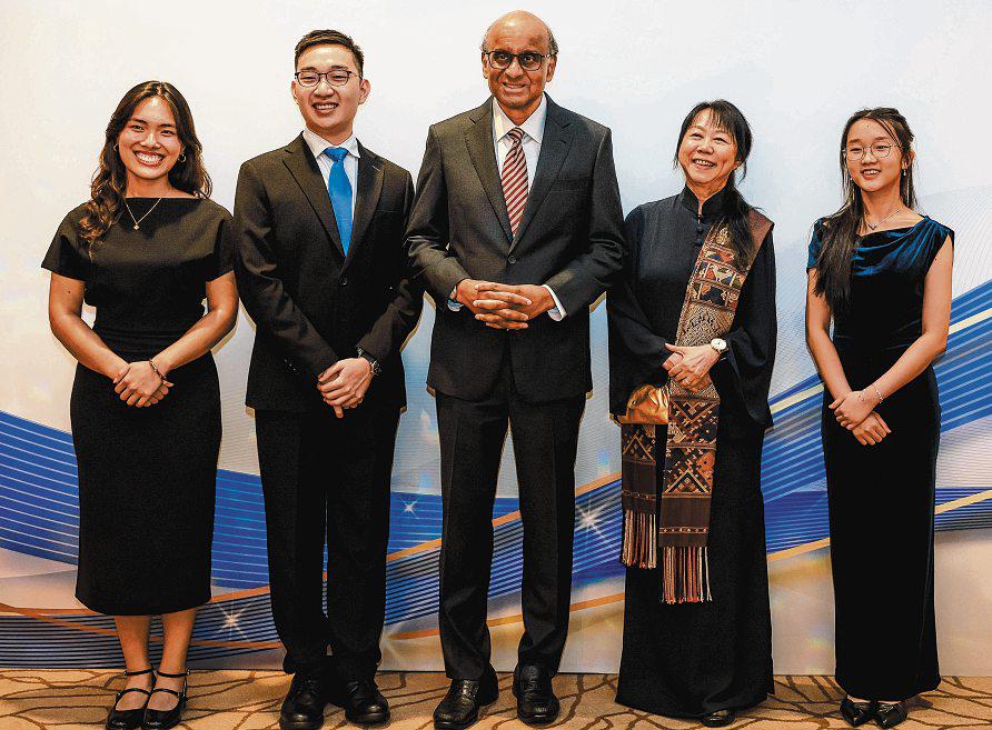 Three Top Students With Passion To Serve Awarded President's Scholarship