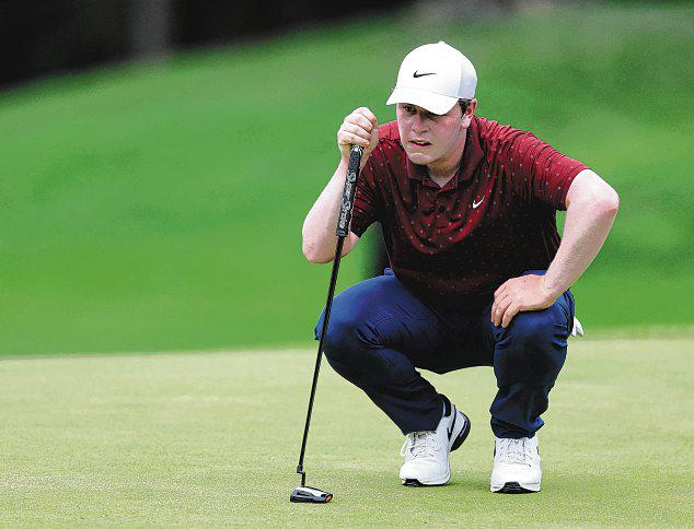 'Free-flowing' MacIntyre ends round with six birdies