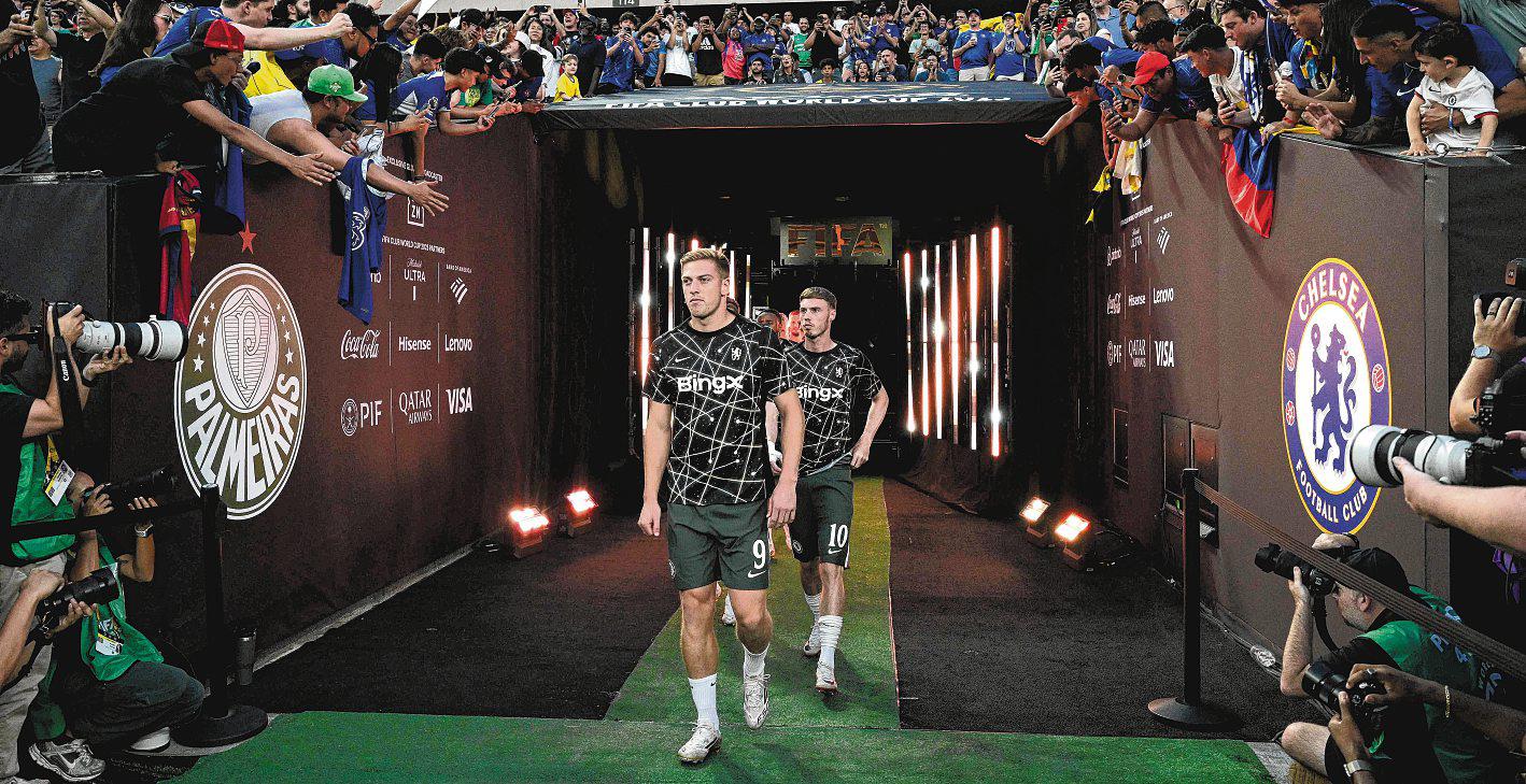 It's a Super Striker Sunday for the big spenders