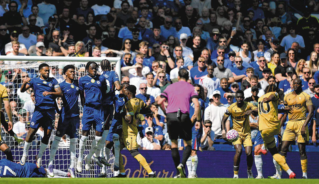 Palace united despite talk of Eagles flying nest