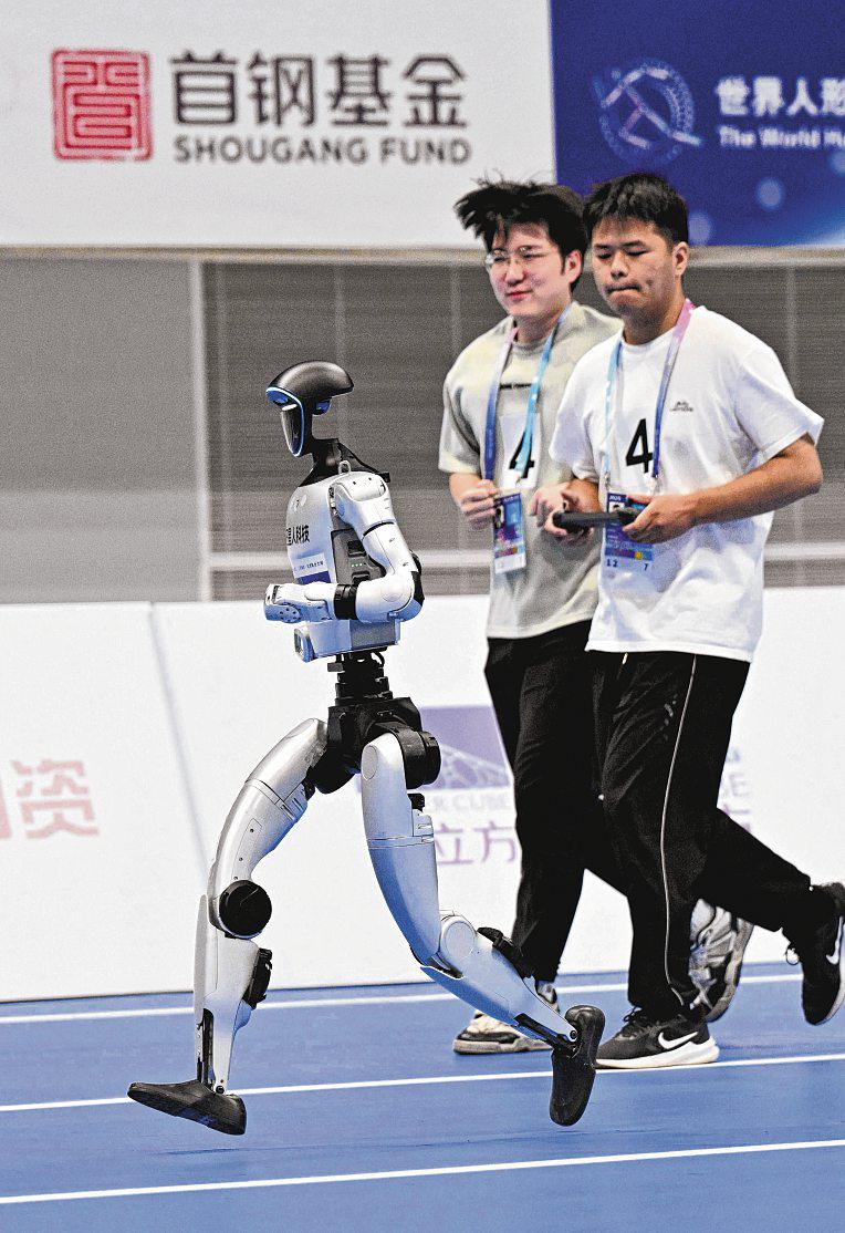 Breakneck — Why China's Engineers Beat America's Lawyers