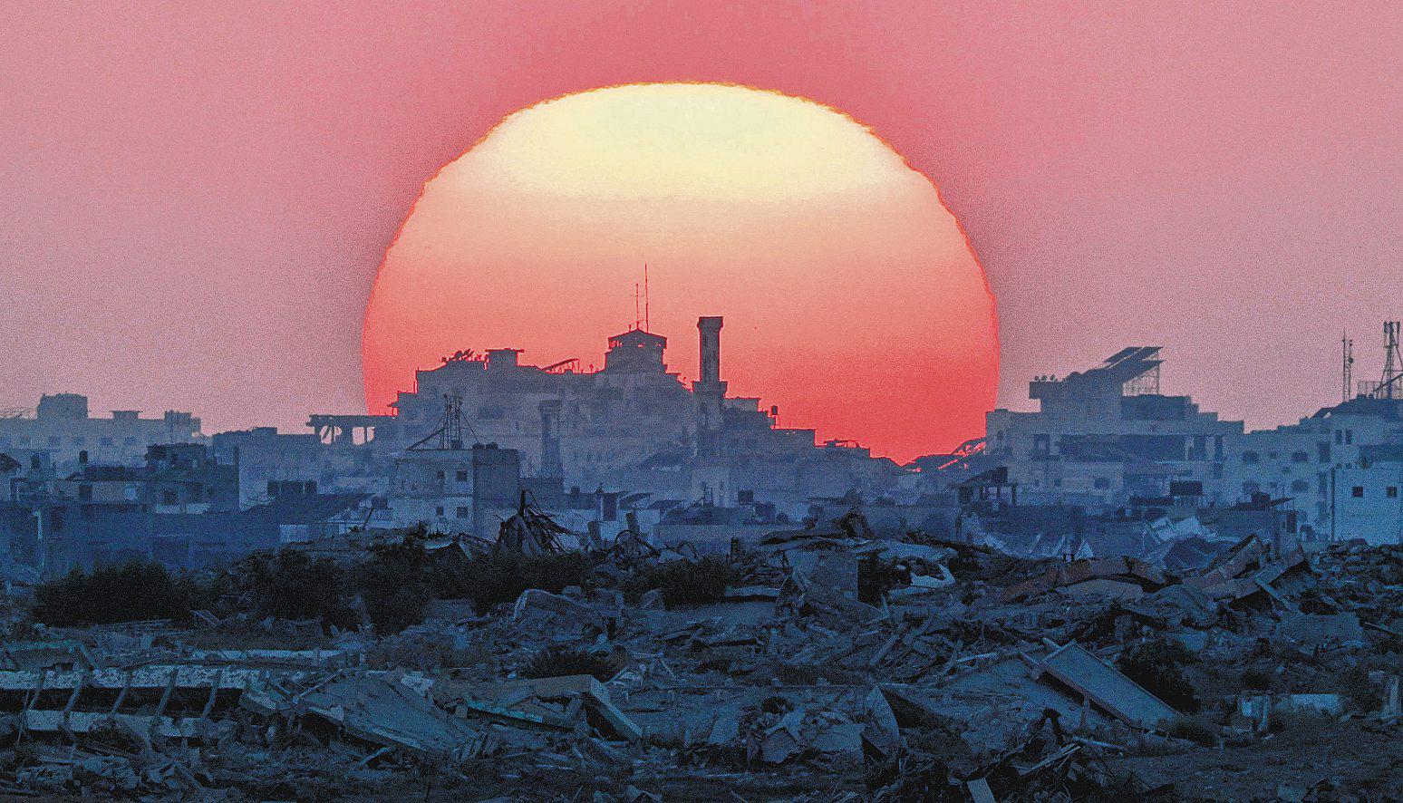 Mediator Qatar optimistic about new proposal; Israeli PM faces increasing pressure to end war