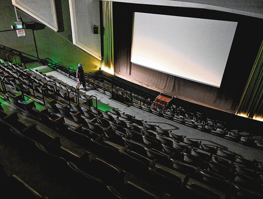 Why that hand-wringing over The Projector isn't pointless