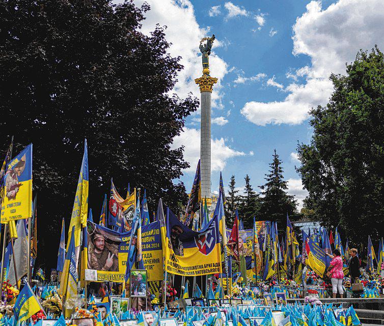 Zelensky says he aims to meet Putin once security guarantees agreed