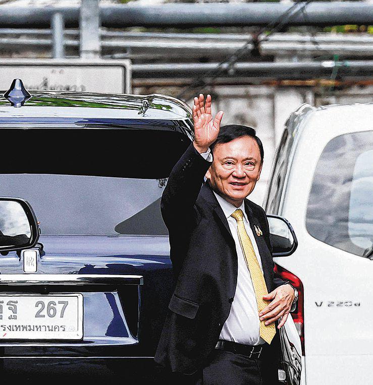 Thai court dismisses royal insult case against ex-premier Thaksin
