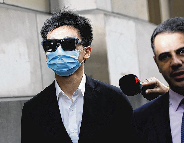 S'porean Doc in Melbourne Faces 133 Charges for Filming Colleagues in Toilets