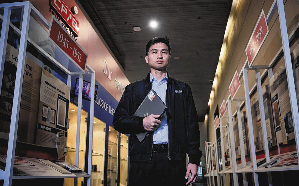 One faded note the only lead — but that's enough for CPIB to tackle case