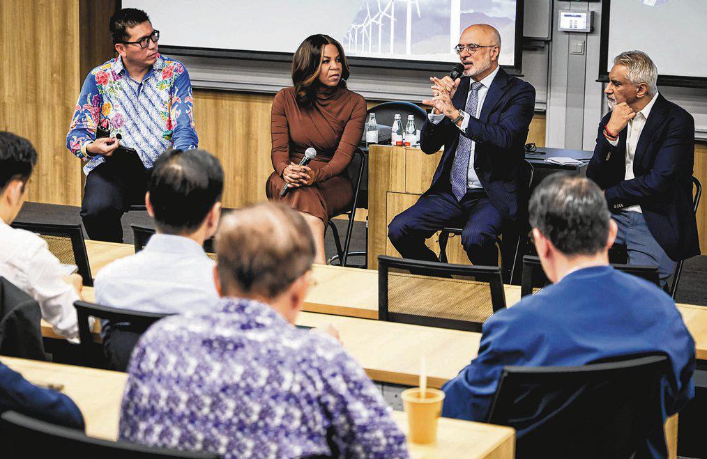 Commercial case essential for the green transition: Panellists