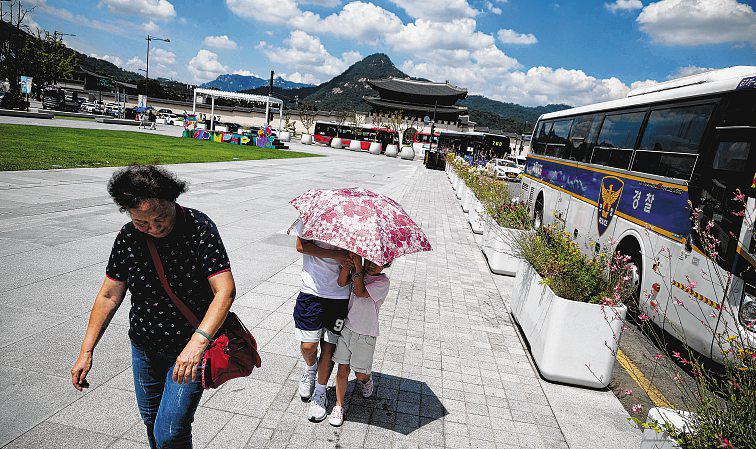 Summer heat in South Korea forecast to stretch into September