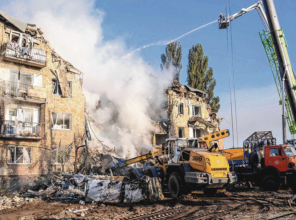Missiles rain on Kyiv in '2nd largest' attack since invasion