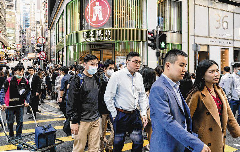 Influx of mainland Chinese workers in HK puts locals on edge