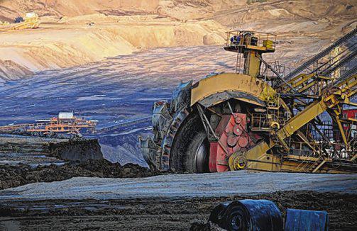 Young backpackers being lured to Australia for mining jobs