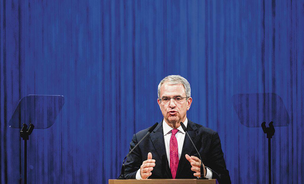 Nestle sacks chief exec over undisclosed workplace affair