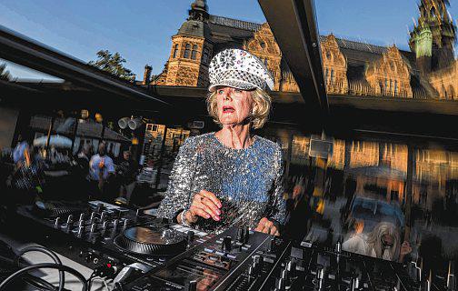 DJ Gloria, 81, plays Sweden's hottest nightclubs