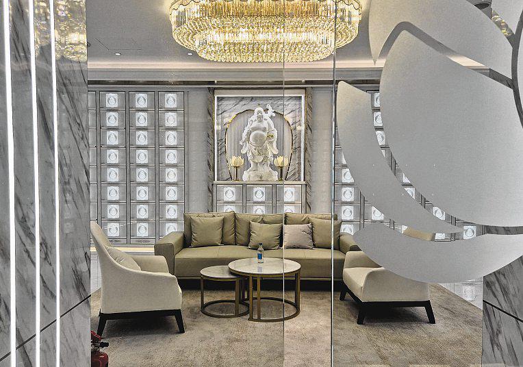 Reflections from a columbarium tour with my mother