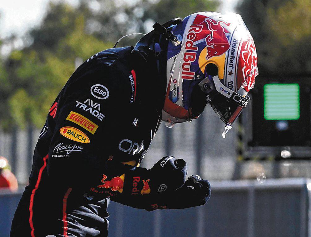 'Fantastic' Max on Pole