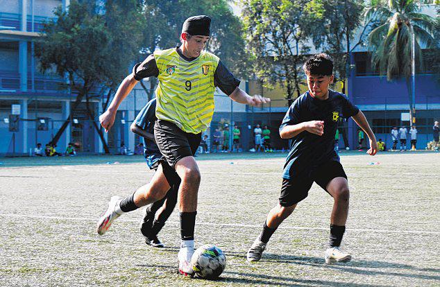 5 Schools Hold Football Tournament to Give Boys Not on School Teams a Chance to Compete