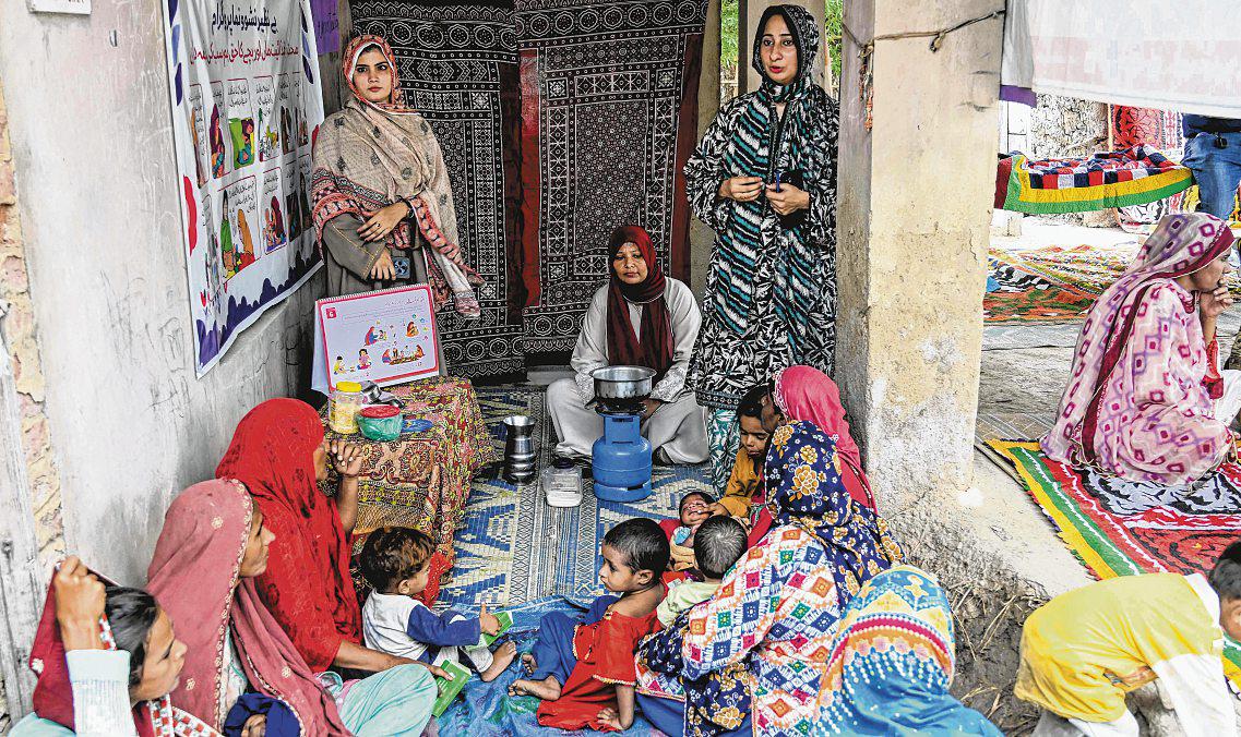 New recipes help fight child malnutrition in Pakistan