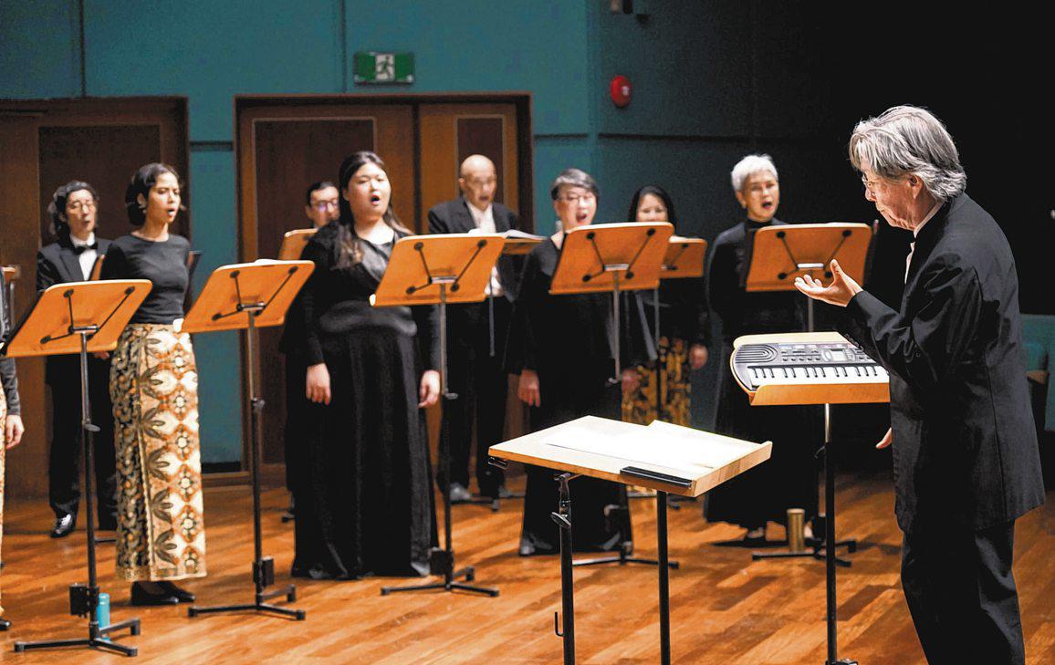 Rebooted Philharmonic Chamber Choir is peerless