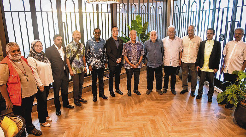 Muhyiddin Fights for Relevance Through Loose Opposition Bloc
