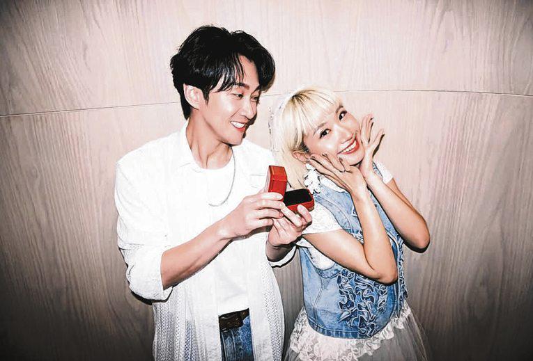 TV hosts Lulu Huang, Hank Chen Han-dian getting married