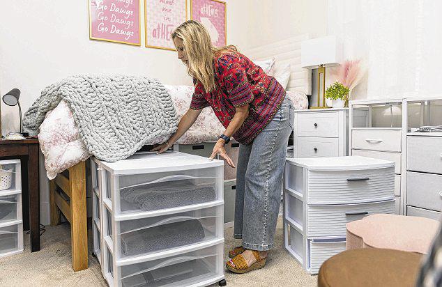 These mums in the United States want to help design dorm rooms