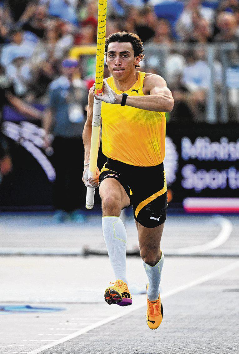 Spikes Help Duplantis Dominate World Stage