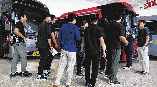 Battery plant delayed after US immigration raid, says Hyundai