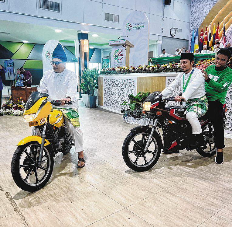 Revving it up: Malaysia's PAS tries to up cool factor to replicate 'green wave'