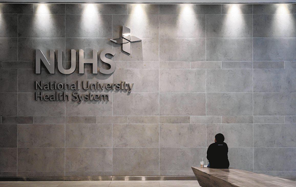 Healthcare cluster rolls out 'AI-free' periods for doctors to prevent deskilling