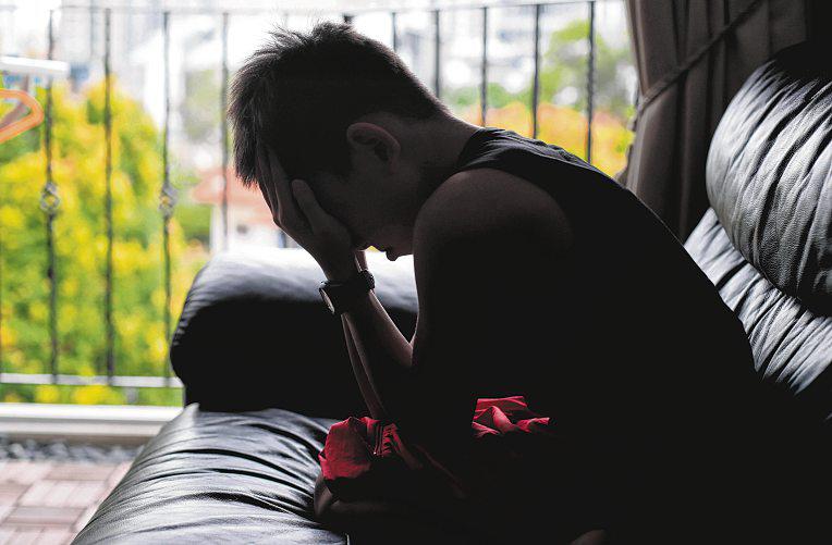 People who died by suicide showed warning signs in week before death: Study