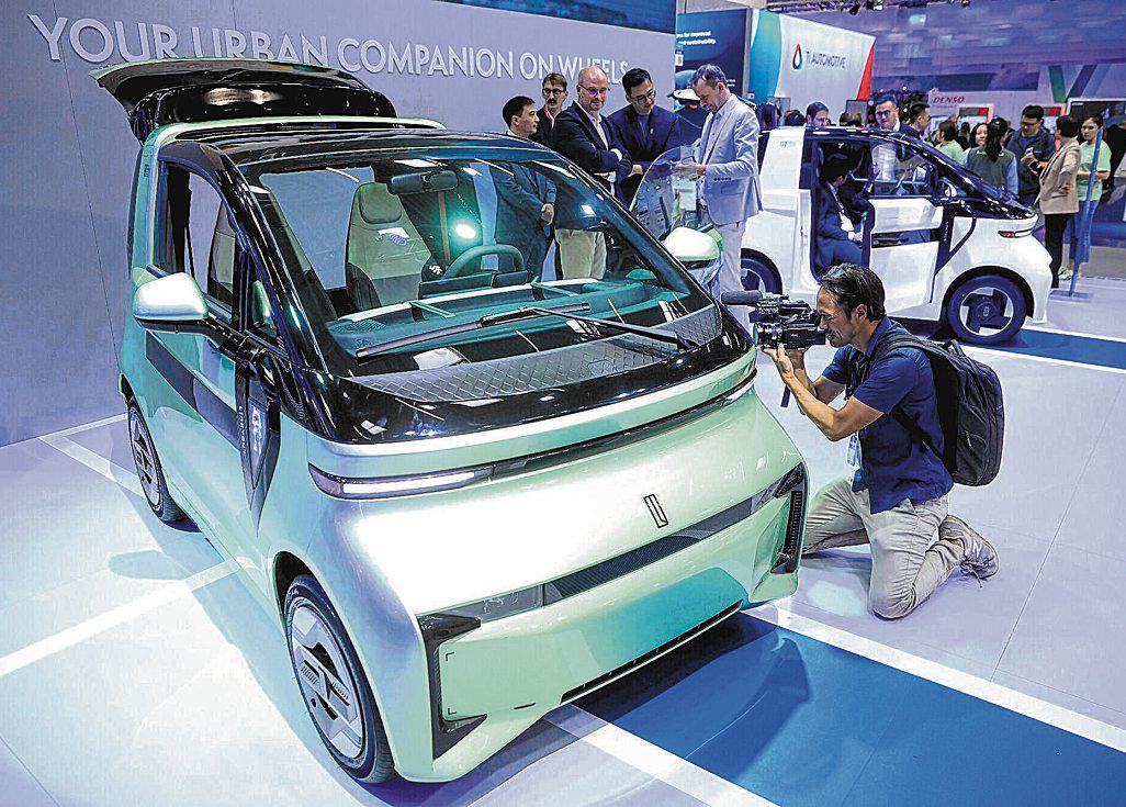 Chinese start-up wants to bring its tiny EVs to European streets