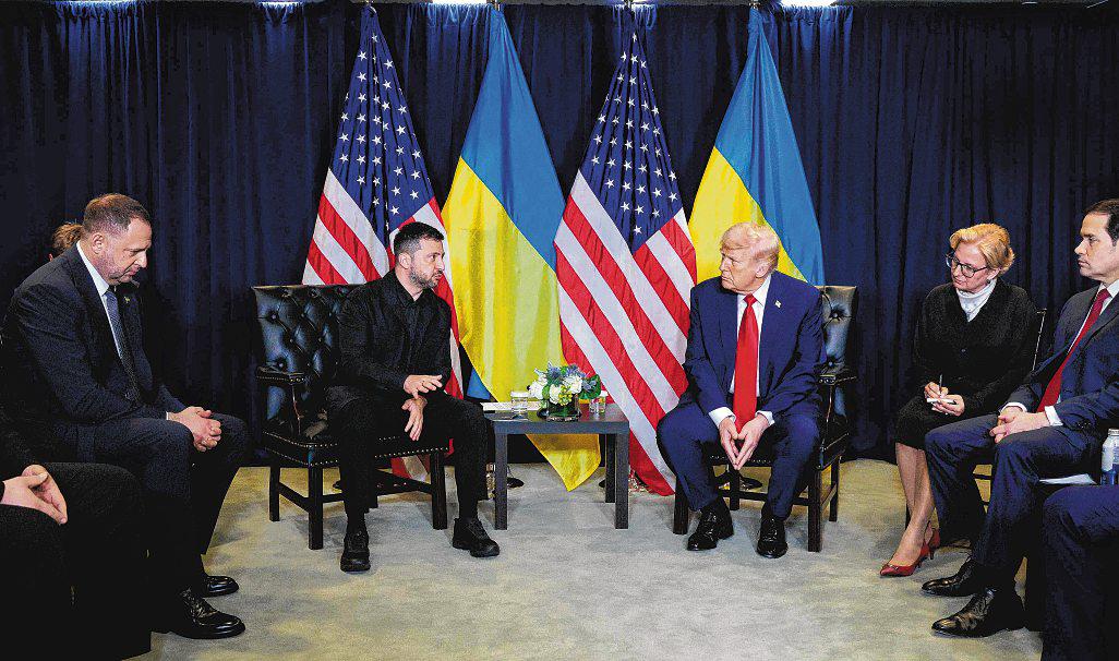 With his pivot on Ukraine, Trump may be washing his hands of the war