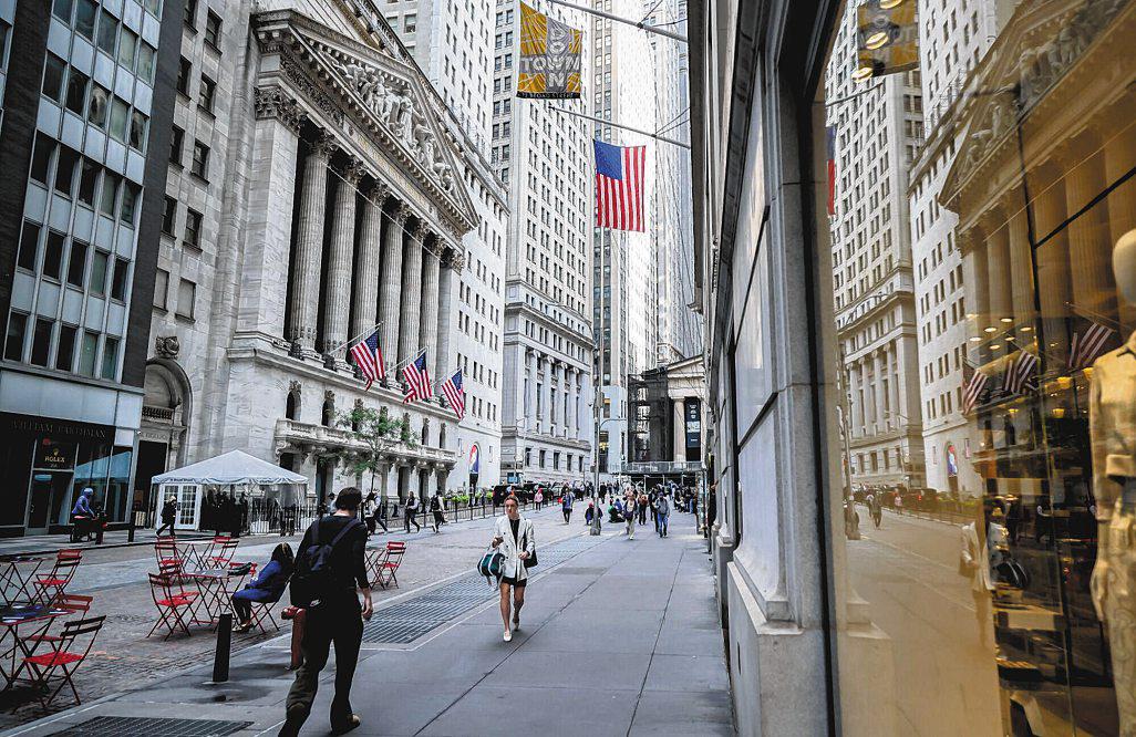 Market expectations of US Fed actions signal a worrisome growth outlook