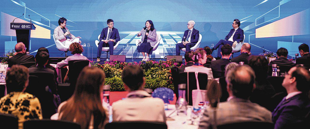 MOM, ILO call for global standards for data on digital platform work