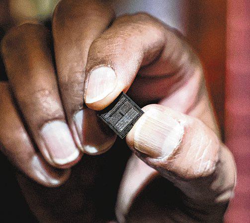 Micron sees demand rising for its S'pore-made chips amid Al boom