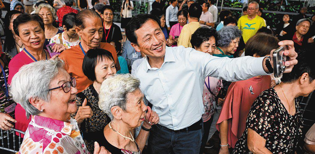 Expanded micro-jobs scheme for seniors gets $1.47m gift